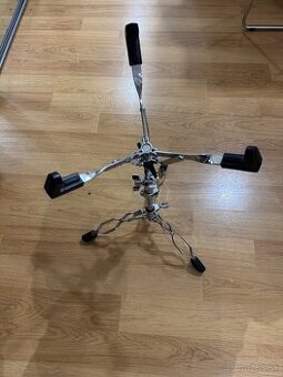 Snare stojan Gibraltar, practice pad Evans