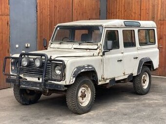 LAND ROVER DEFENDER 2,5D 9MÍST 1989