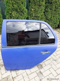 Predam soferove zadne dvere skoda fabia