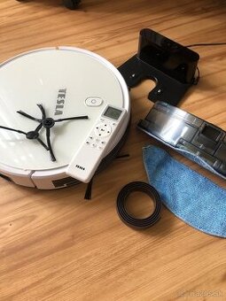 Vysávač Tesla RoboStar IQ300