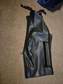 Predný kožený kryt  na kapotu golf mk4