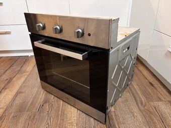 Teplovzdušná rúra Whirlpool FXZM6
