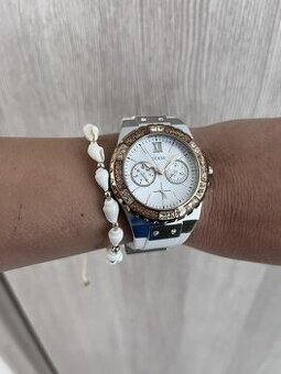GUESS W1053L2