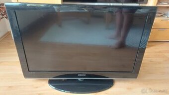 LCD TV SAMSUNG 102CM