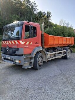 Hakovy nosic MB ATEGO 1828