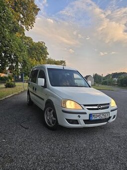 Opel Combo C 1.3 diesel 55KW 2011