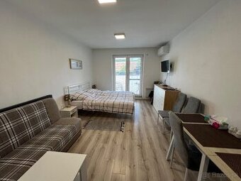 Na predaj zariadený apartmán, Podhájska