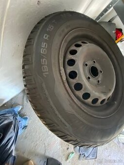 4x Letné pneumatiky s diskami 195/65 R 15 T
