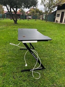 PC Stôl