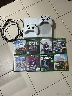 Xbox One S + 8 hier
