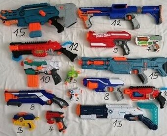Nerf pištole zbrane..