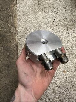 M50B25 / M52 olejový adaptér