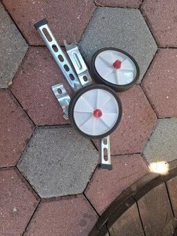 Pomocné kolieska na bicykel