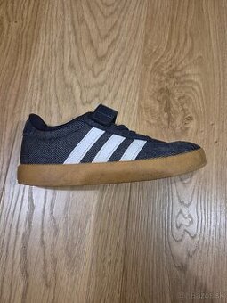 Predam detské tenisky Adidas