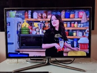 Predám 3D LED SMART TV Samsung UE32ES6530SS Full HD s Wi-Fi
