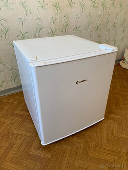 chladnička CANDY CHASD4351EWC