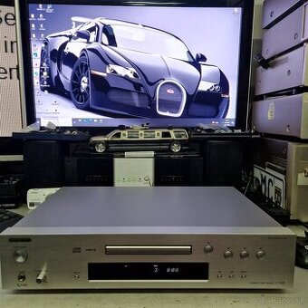 ONKYO C-7030...cd prehrávač...