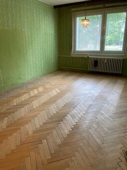 Predám 2 izb. byt pri ABC, Dubnica nad Váhom