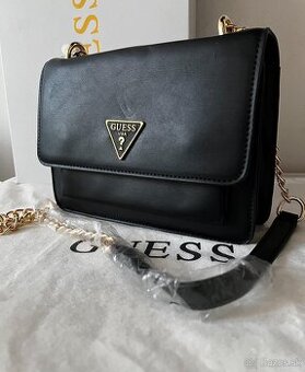 Kabelka_GUESS