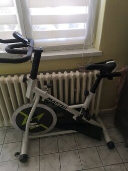 Spinningový bicykel Master