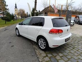 Volkswagen Golf VI 1.6TDI, 105PS, LED dynamic smerovky