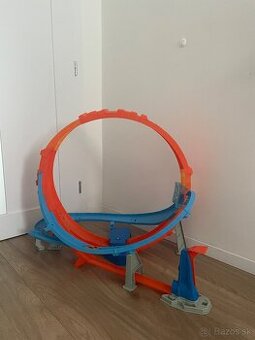 Hot wheels dráha