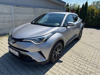 Toyota C-HR 1,8 hybrid