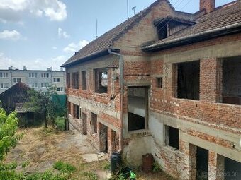 Dom na predaj /centrum Bánovce nad Bebravou