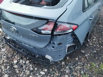 Hyundai ioniq elektricky