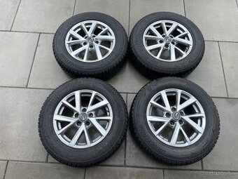 R16 Mazda 5x114,3  zimné 215/65 R16