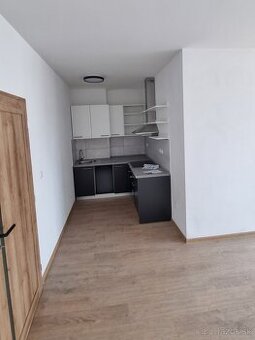 Útulný 2-izbový byt s parkovaním – BD Popper