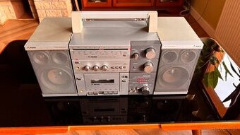 Rádiomagnetofón ASAHI RD-830 z TUZEXU