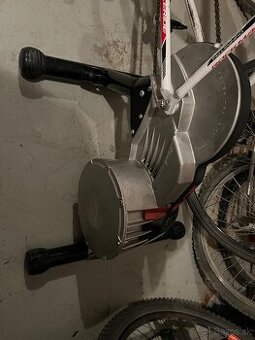 Cyklotrenažér turbo muin.