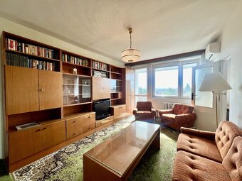 4-izbový byt v pôvodnom stave s lodžiou na predaj v Rači