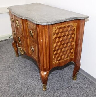 Komoda z roku 1770 XV XV1 Paríž Louis