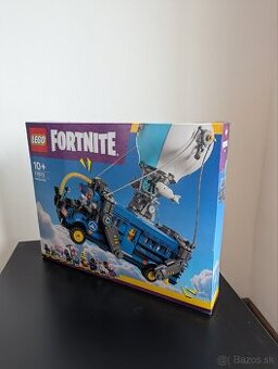 Lego fortnite battle bus 77073