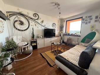 Predaj 3 izbového bytu s garážou v centre