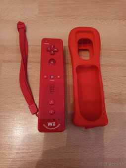 Nintendo Wii - originál Nintendo ovládač s Motion Plus - RED