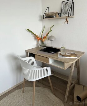 Písací stol +stolicka+policka