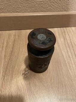 Slovensky stat-zavazie na vahu