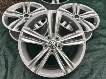 Alu disky Volkswagen Tiguan Sebring R18 ET43