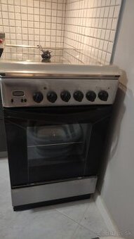 Sporák Indesit K3G55