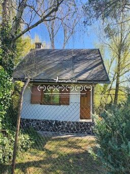 Záhradná chata, 400 m² pozemok –  tichá lokalita pri rybníko