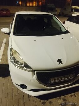 Peugeot 208 1.0