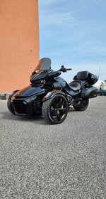 CAN-AM SPYDER F3 Limited + Akrapovič Carbon Exhaust