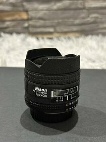Nikon AF Fisheye 16mm f2,8 D