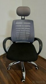 Otočná kancelárska stolička s hojdacou opierkou hlavy - 1