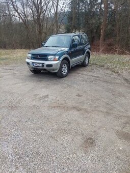 Mitsubishi pajero