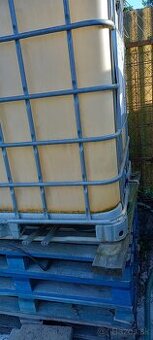 Predam astovu nadrz 1000l