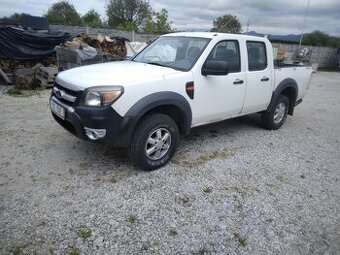 Predám Ford ranger rv2012